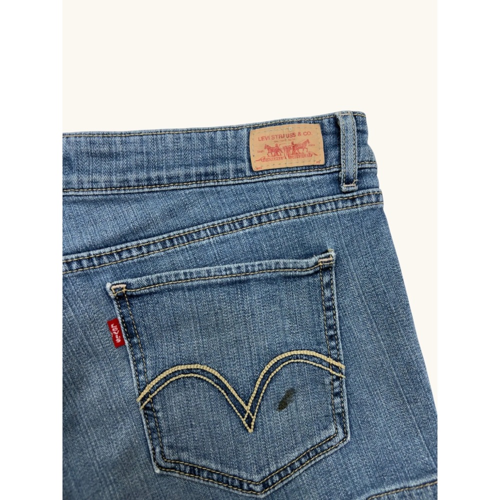 Levis Womens Low Rise Denim Shorts Size 11 Medium Wash Blue Jean Cut Offs